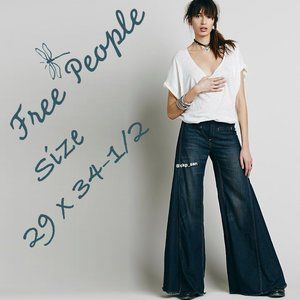 Free People Extreme Flares Vintage Dark Wash Size 29